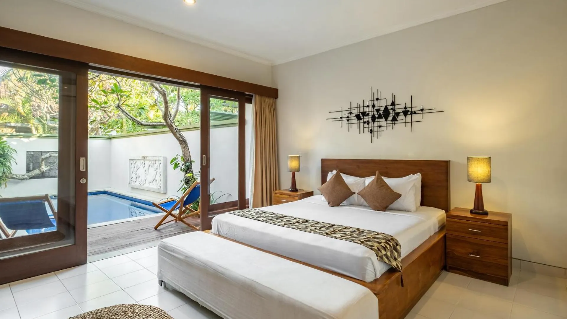 Kisaraa Villa Kerobokan  0*, Kerobokan (Bali) Indonesia